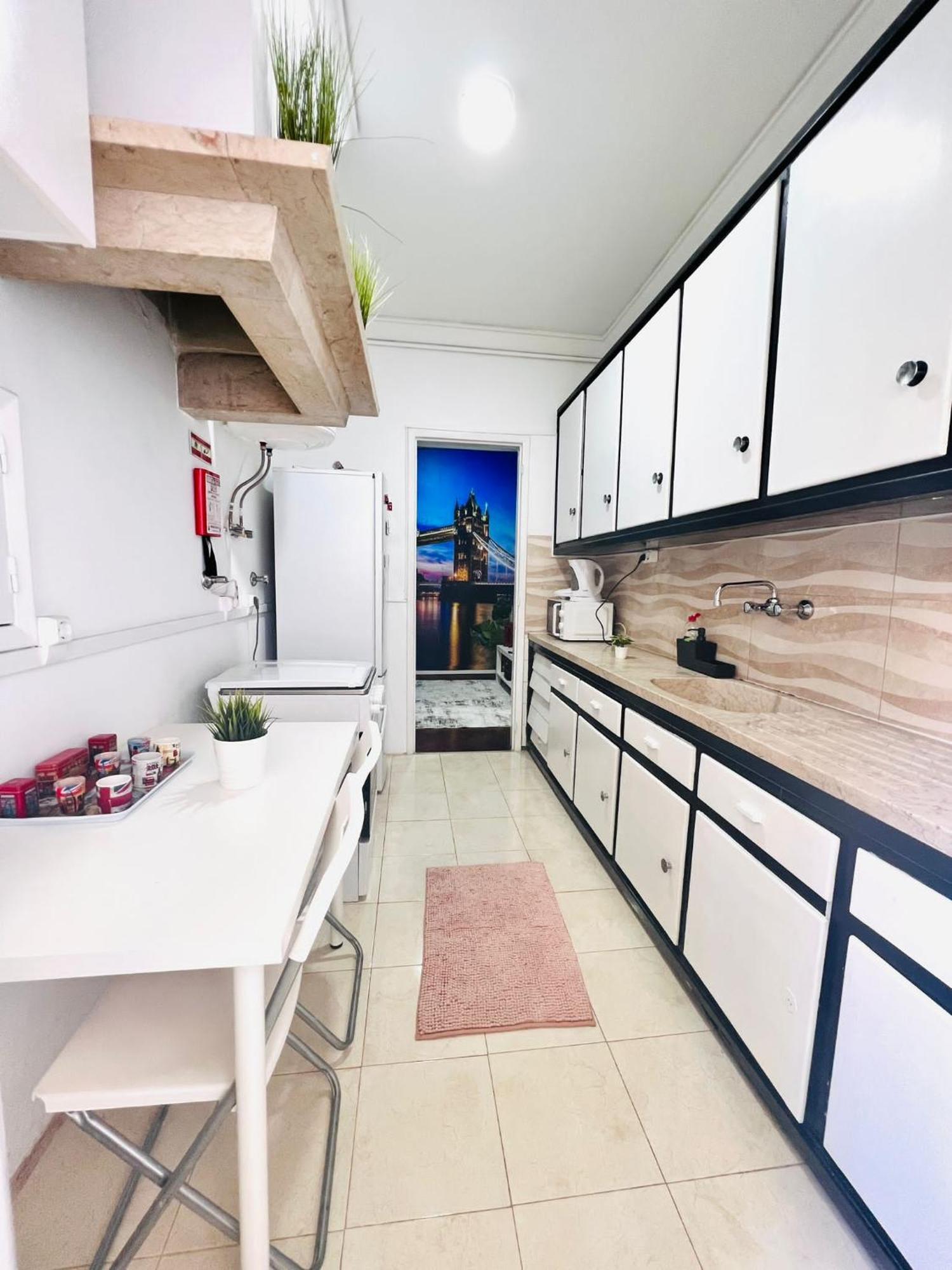 Spacious Flat In Lisbon, For Tourists *